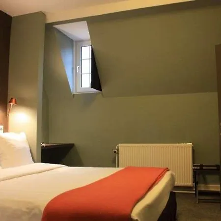 Domaine De Ronchinne Szálloda 3*