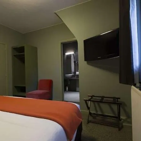 Hotel Domaine De Ronchinne 3*