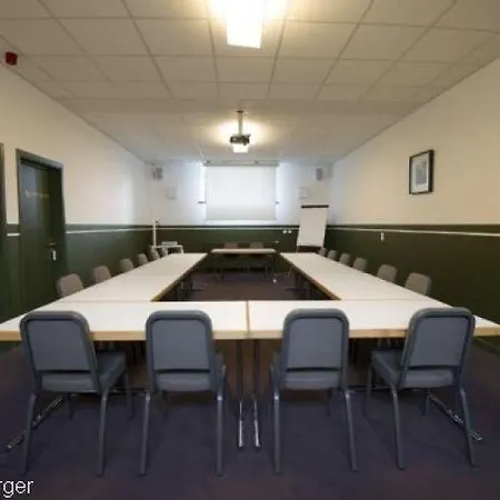 Domaine De Ronchinne - Chateau Et Ecuries Hotel