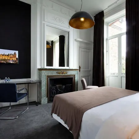 Domaine De Ronchinne - Chateau Et Ecuries Hotel