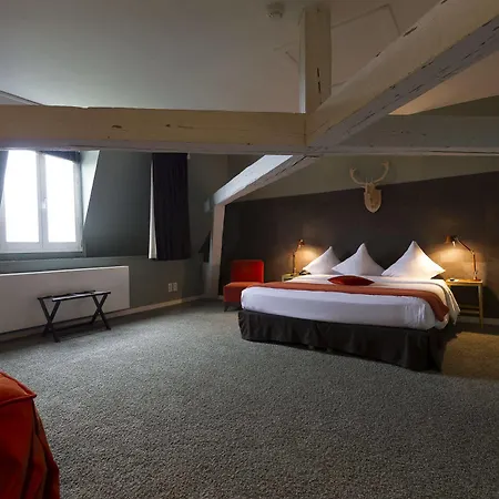 Domaine De Ronchinne - Château Et Ecuries Hotel