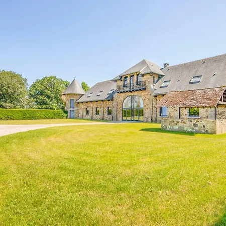 Domaine De Ronchinne - Chateau Et Ecuries Maillen