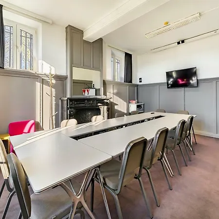 Domaine De Ronchinne - Chateau Et Ecuries Maillen