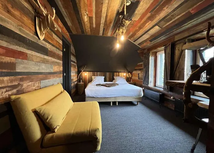 Hotel Domaine De Ronchinne - Chateau Et Ecuries