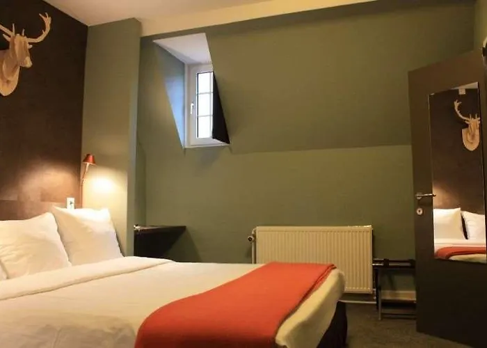 Domaine De Ronchinne - Chateau Et Ecuries Hotel 3*