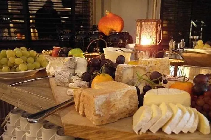 Domaine De Ronchinne - Chateau Et Ecuries Hotel 3*