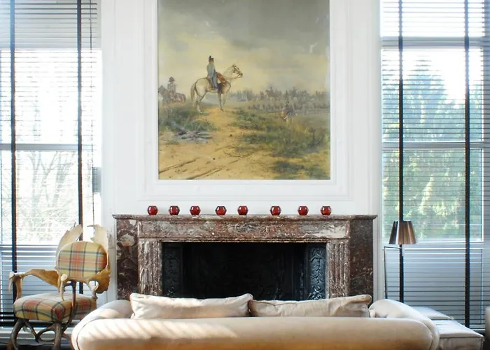 Domaine De Ronchinne - Chateau Et Ecuries