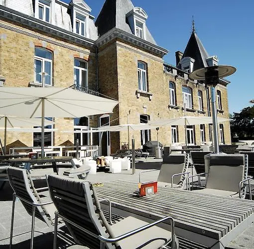 Domaine De Ronchinne - Chateau Et Ecuries Hotel
