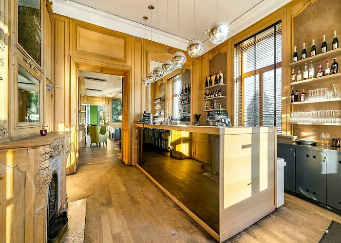 Domaine De Ronchinne - Chateau Et Ecuries Hotel 3*