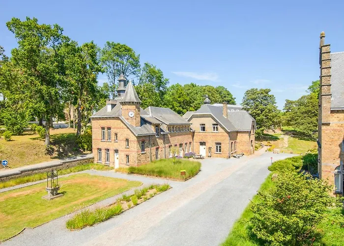 Domaine De Ronchinne - Chateau Et Ecuries Hotel Maillen