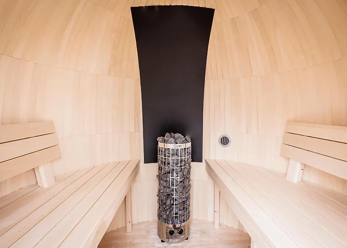 Hotel Domaine De Ronchinne - Chateau Et Ecuries