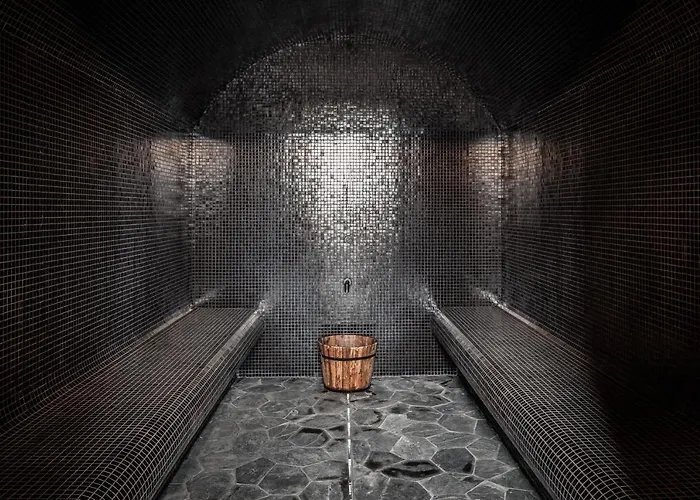 Domaine De Ronchinne - Chateau Et Ecuries Hotel